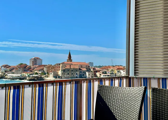 Apartment Elaine\'S View