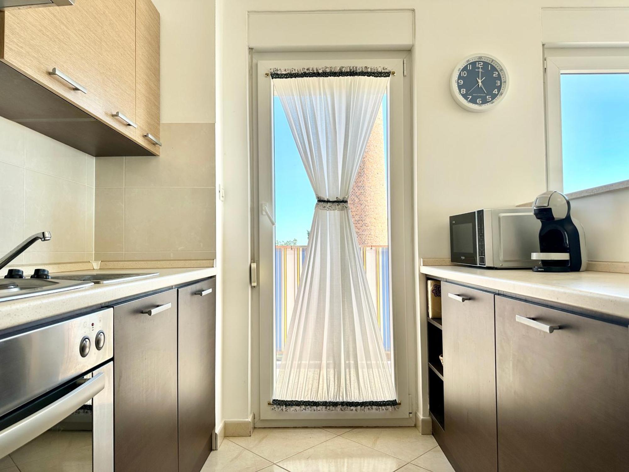 Elaine's View Apartment *